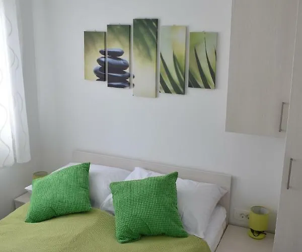 Lägenhet Valkane Pula