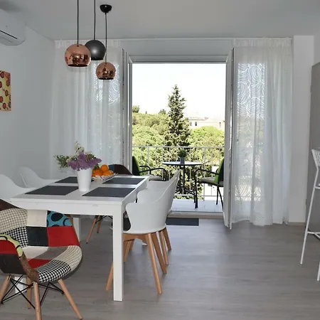 Valkane Apartment *