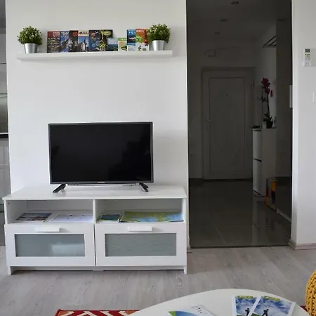 Valkane Apartment *